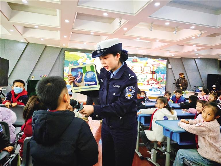 ��У��f(xi��)ͬ����������ȫ��ʯ �����e�С������m�ݡ�У�@ͬ�С���ͨ��ȫ�������(d��ng)